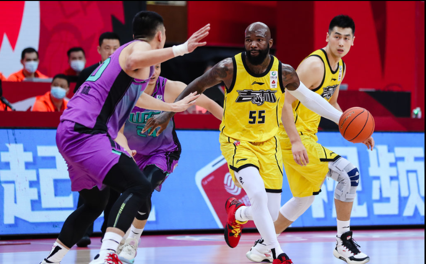包含球队赛前备战情况不乐观教练组寻找突破点的词条