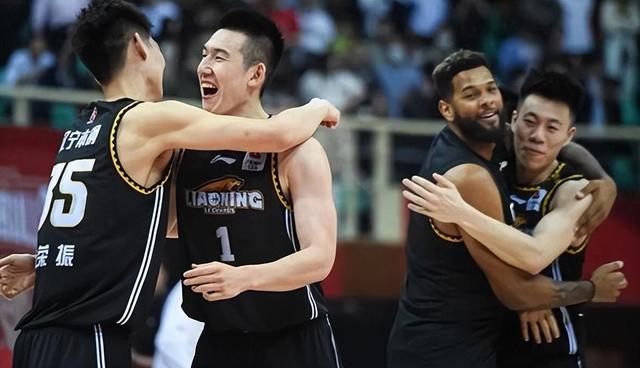 关于广厦遭遇五连败，辽宁客场逆转取胜的信息