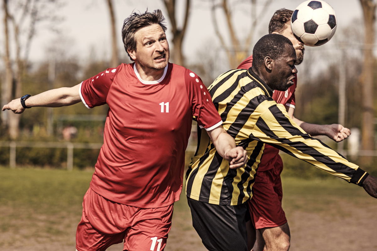 波兰再尝胜利：对喀麦隆实现惊险逆转