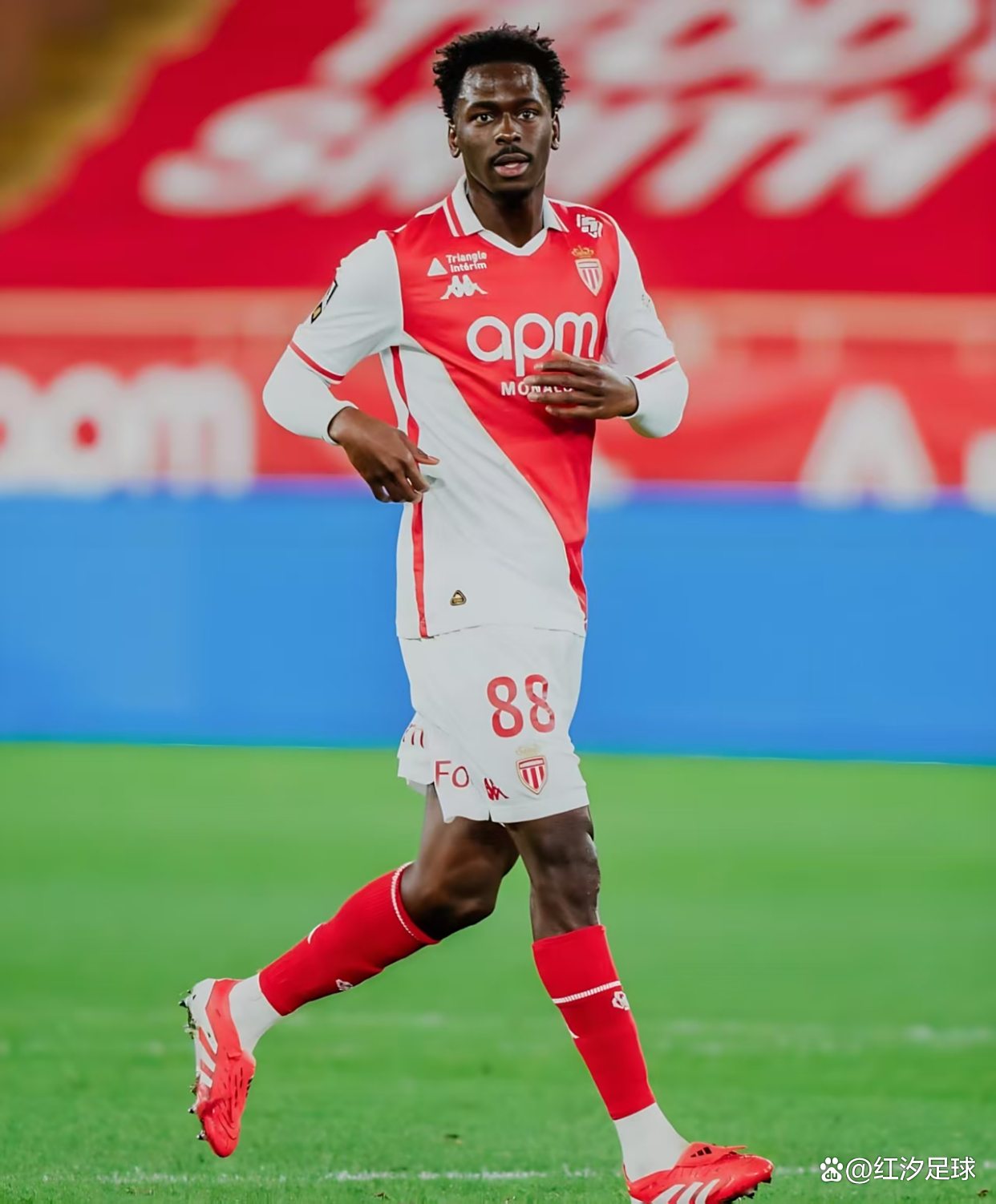 九游投注-摩纳哥球员荣膺法甲最佳，收获赛季首个奖项